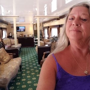 Meet your Posher, Teresa